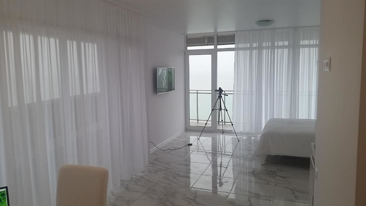 Апарт-отели SEA-VIEW Beluga & Dolphin Luxury HOTEL apartments Батуми